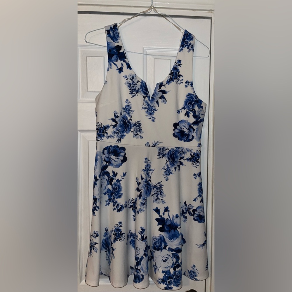 TRIXXI Clothing Company Blue & White Dress, Size XL